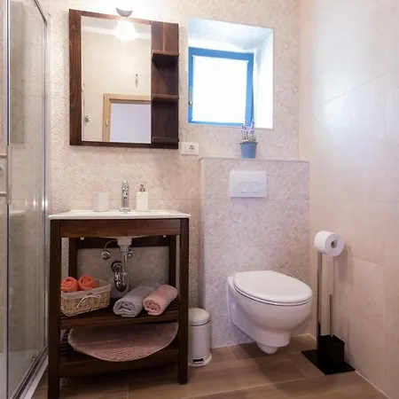 Bogovski Dvori Villa *