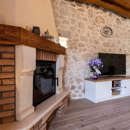 Bogovski Dvori Villa Malinska