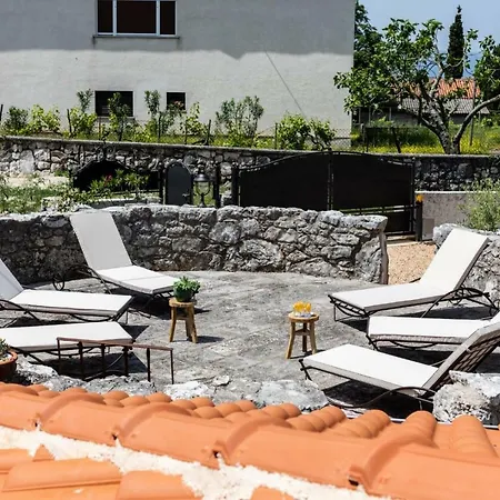 Bogovski Dvori Villa