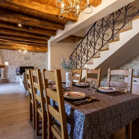 Bogovski Dvori Villa