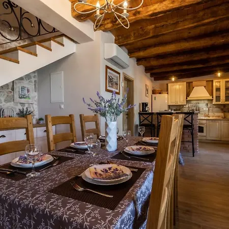 Vila Bogovski Dvori Malinska