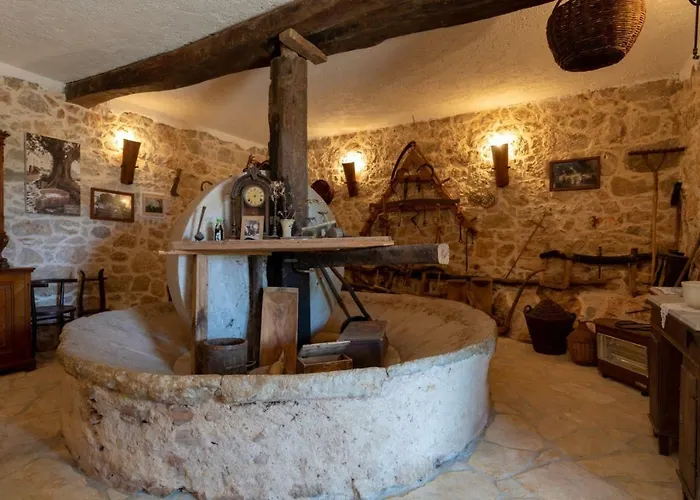 Vila Bogovski Dvori Malinska